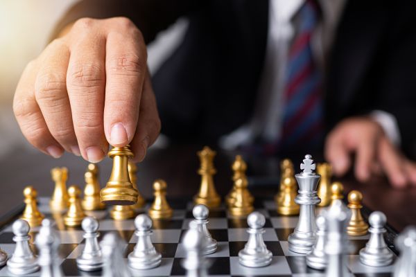 כך תנצלו את ניתוח SWOT להצלחה דיגיטלית ואסטרטגית